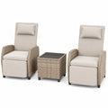 Set de jard¨ªn 3 piezas 2 sillones reclinables 70 cm x 88 cm x 108 cm mesa auxiliar 45 cm x 45 cm x 50 cm rat¨¢n PE beige acero vidrio templado negro cojines crema