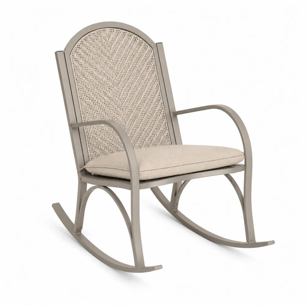 Silla mecedora de exterior 68 x 90 x 98 cm acero pintado ratán PE beige estructura curvada cojín crema asiento individual